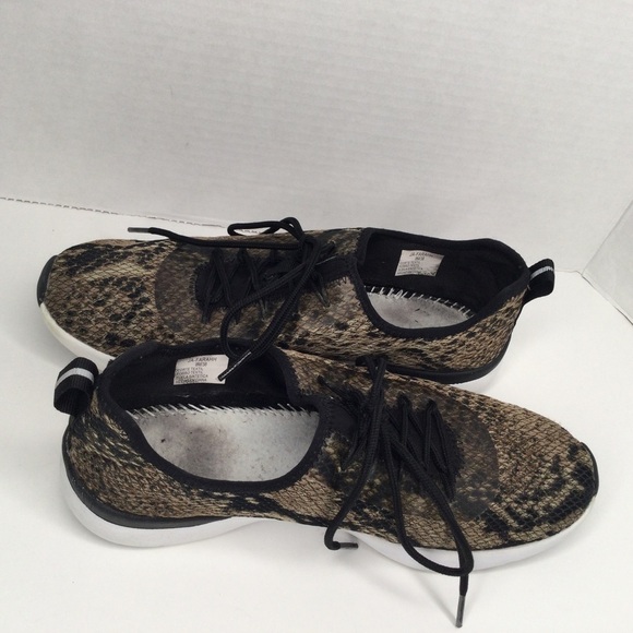 JESSICA Simpson‎ Ja-Farrah snake print sneakers. - Picture 5 of 9